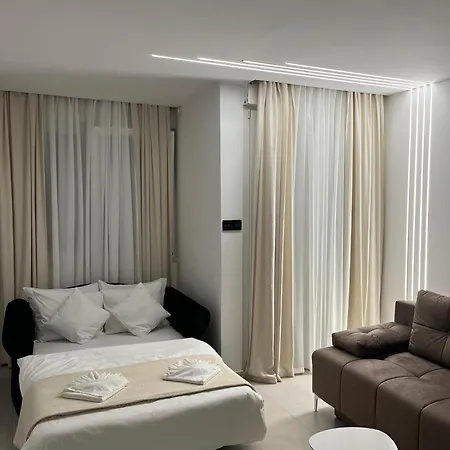 Jj Vladimira Rolovic 09 17 Apartment