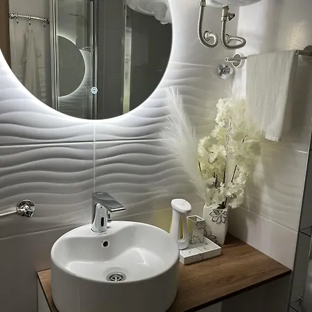 Apartment Jj Vladimira Rolovic 09 17